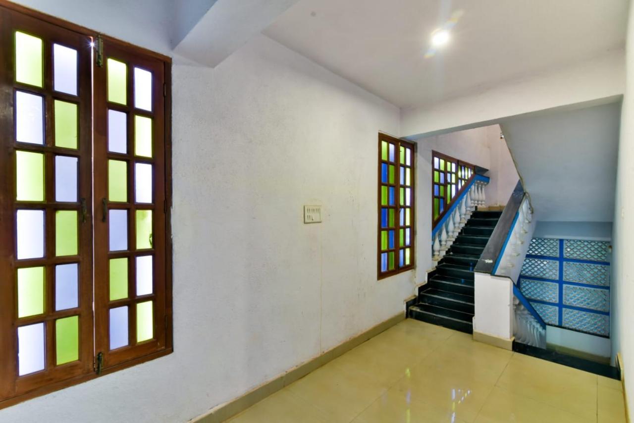 Baga Fantacia Beach Inn Calangute Exterior photo